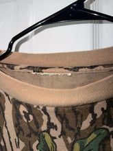Load image into Gallery viewer, Mossy oak Greenleaf tshirt
