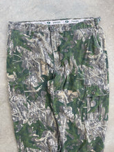 Load image into Gallery viewer, Vintage MossyOak Shadow Leaf Adjustable Waist Pants (36-40”x32”)