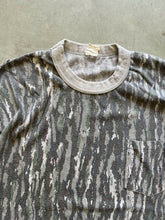 Load image into Gallery viewer, Vintage Realtree Camo T-Shirt (S)