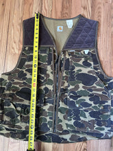 Load image into Gallery viewer, Men’s Carhartt Vintage Duck Camo Hunting Vest 1980s Made In USA Size XL