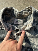 Load image into Gallery viewer, Vintage Faded Mossy Oak Break Up Button Up (XL)
