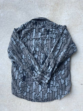 Load image into Gallery viewer, Vintage Deerskin Trebark Camo Chamois Shirt (XL)