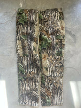 Load image into Gallery viewer, Vintage Realtree Camo Adjustable Waist Pants (XL)