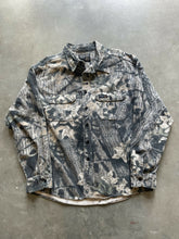 Load image into Gallery viewer, Vintage Rattlers Brand Mossy Oak Breakup Camo Chamois Shirt (L/XL)