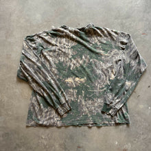 Load image into Gallery viewer, Vintage Mossy Oak Shadow Leaf Camo Long Sleeve Shirt (3XL)