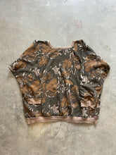 Load image into Gallery viewer, Vintage Mossy Oak Fall Foliage Camo Crewneck (4XL)