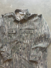 Load image into Gallery viewer, Vintage Realtree Camo Button Up Shirt (2XL)