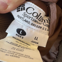 Load image into Gallery viewer, 00’s Columbia Mossy Oak Shadowgrass Reversible Bomber Jacket (L)
