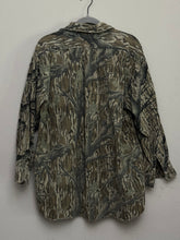 Load image into Gallery viewer, 90’s Mossy Oak Treestand Chamois Shirt (XL) 🇺🇸