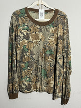 Load image into Gallery viewer, 90’s Realtree Advantage Shirt (L) 🇺🇸