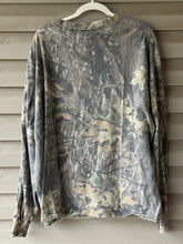 Load image into Gallery viewer, 00’s Jerzees Mossy Oak Break Up Shirt (XXL)
