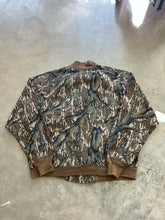 Load image into Gallery viewer, Vintage Mossy Oak Treestand Camo Bomber Jacket (XL)