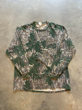 Load image into Gallery viewer, Vintage Mossy Oak Shadow Leaf Long Sleeve Shirt (XL)
