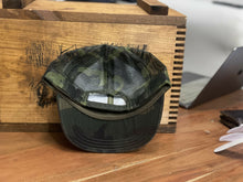 Load image into Gallery viewer, Camo DU Snap Back