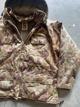 Load image into Gallery viewer, Vintage Bob Allen Camo Jacket (L)
