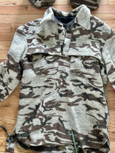 Load image into Gallery viewer, King of the mountain vintage wool blowdown camo hunting pants, lined jacket and hats LOT Beavertail frontier coat omnitherm with 36x30 bunwarmer pants men’s extra large desert woodland camo made in USA Jackson hole Wyoming