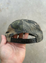 Load image into Gallery viewer, Vintage MossyOak Breakup Camo Budweiser Hat