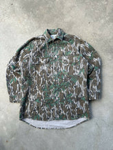 Load image into Gallery viewer, 90’s Mossy Oak GreenLeaf Camo Chamois Button Up (M/L) 🇺🇸