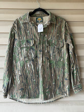 Load image into Gallery viewer, 90’s Cabela’s Realtree Chamois Shirt (XL) 🇺🇸