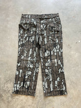 Load image into Gallery viewer, Vintage Trebark Camo Pants (XL)