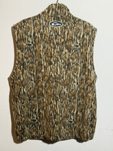 Load image into Gallery viewer, Drake Mossy Oak Bottomland Fleece Vest (XL)