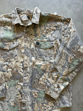 Load image into Gallery viewer, Vintage Realtree Advantage Camo Chamois Shirt (XL)