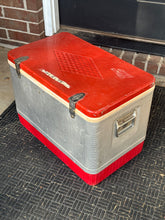 Load image into Gallery viewer, 70&#39;s Pre-Patent Coleman Cooler