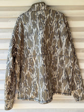 Load image into Gallery viewer, Chene Mossy Oak Bottomland Jacket (XXL)