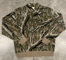Load image into Gallery viewer, 90’s Whitewater Outdoor Mossy Oak Treestand Knit Sweater (L) 🇺🇸