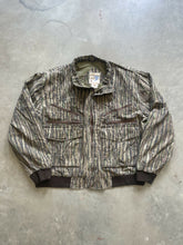 Load image into Gallery viewer, Vintage Realtree Camo Jacket (XL)