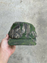 Load image into Gallery viewer, Vintage Mossy Oak ShadowLeaf Camo Short Bill Hat