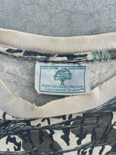 Load image into Gallery viewer, Vintage MossyOak Treestand Pocket T (L)