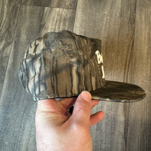 Load image into Gallery viewer, 1990’s Mossy Oak Breakup Camo Bradford Lumber Hat