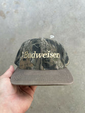 Load image into Gallery viewer, Vintage MossyOak Breakup Camo Budweiser Hat