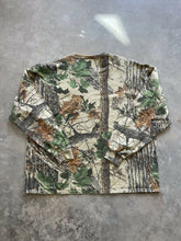 Load image into Gallery viewer, Vintage Realtree Camo Long Sleeve Shirt (XL)