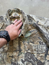 Load image into Gallery viewer, Vintage Realtree Advantage Camo Chamois Shirt (XL)