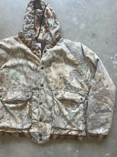 Load image into Gallery viewer, Vintage Redhead Realtree Advantage Camo Bomber Jacket (XL)