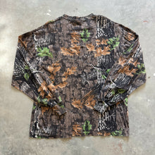 Load image into Gallery viewer, Vintage Superflauge Camo Shirt (L)