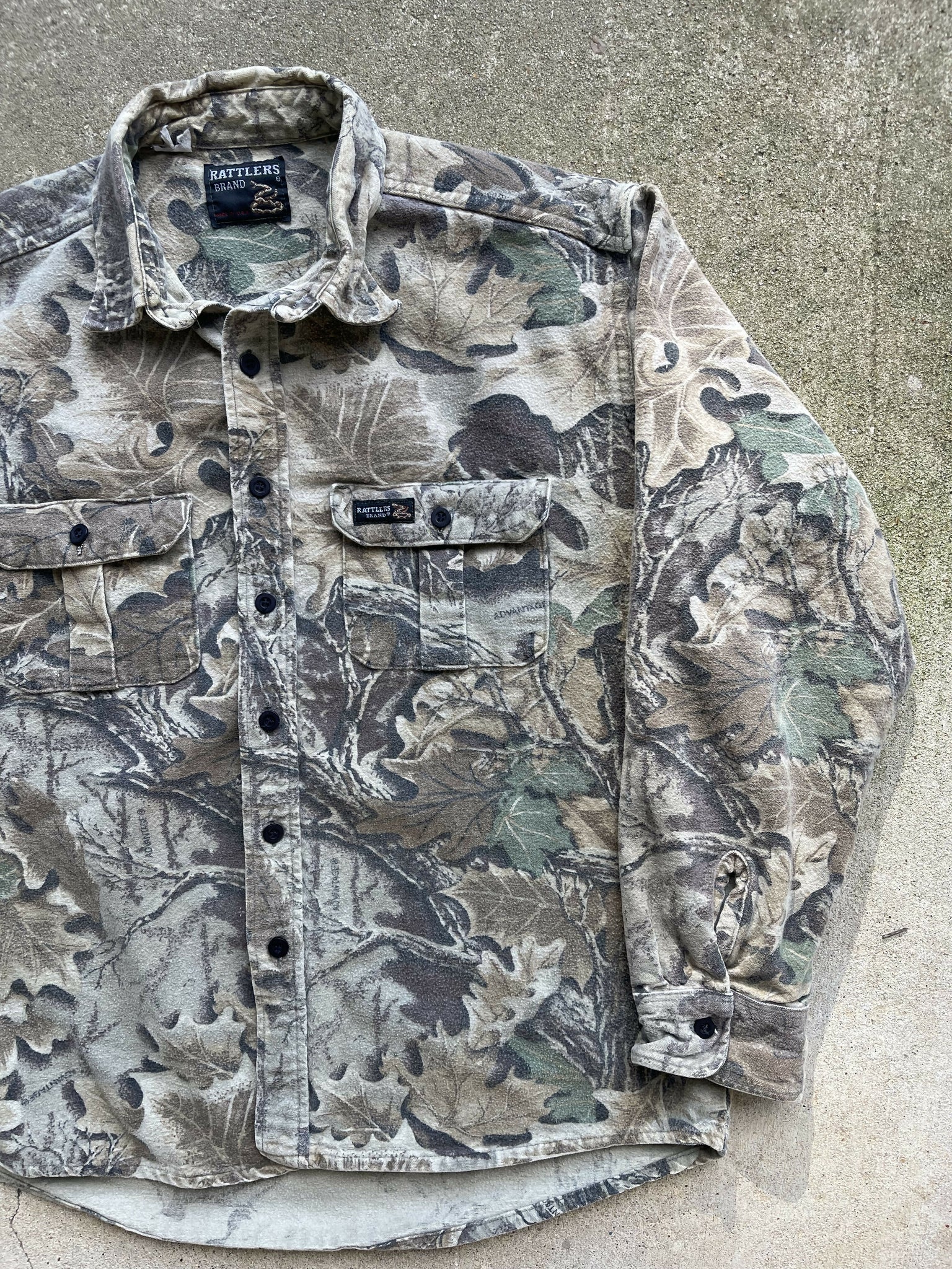 Rattlers Brand Mens Large Camo authentic Heavy Chamois Hunting Camp Shirt Distressed