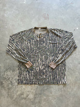 Load image into Gallery viewer, Vintage Realtree Camo Long Sleeve Shirt (XL)