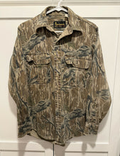 Load image into Gallery viewer, Browning Mossy Oak Treestand Button Down (M/L)