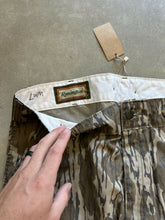 Load image into Gallery viewer, Vintage Remington Original Mossy Oak Bottomland Camo Pants (XL)