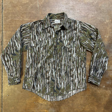 Load image into Gallery viewer, 80’s Jordan Collection Realtree Shirt (L) 🇺🇸