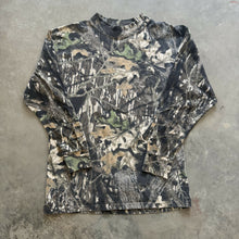 Load image into Gallery viewer, Vintage Mossy Oak Breakup Camo Mock Neck Shirt (L)