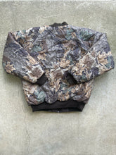 Load image into Gallery viewer, Vintage Realtree Advantage Puffy Bomber Jacket (L/XL)