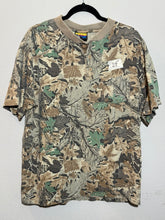 Load image into Gallery viewer, 90’s Sasquatch Realtree Advantage Henley Shirt (XL) 🇺🇸