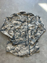 Load image into Gallery viewer, Vintage Backlands Camo Chamois Shirt (M)