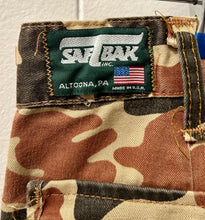 Load image into Gallery viewer, Vintage SaftBak Duck Camo Briar Pants 30
