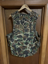 Load image into Gallery viewer, Duxbak hunting vest XL