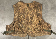 Load image into Gallery viewer, 90’s McAlister Mossy Oak Shadow Grass Waxed Canvas Shell Vest 🇺🇸